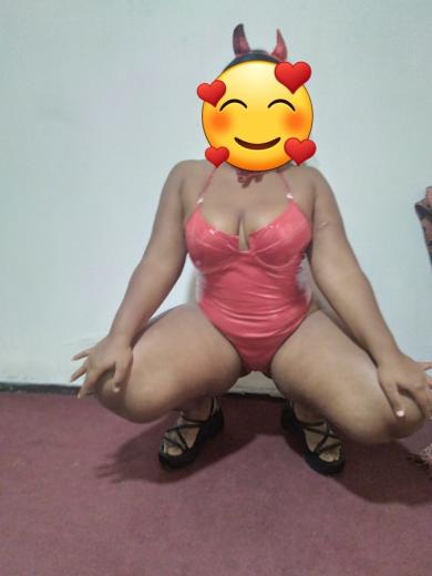 Jazmín colombiana muñequita linda