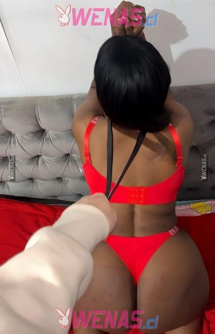 Rica monera de culo grande y apretadito papi