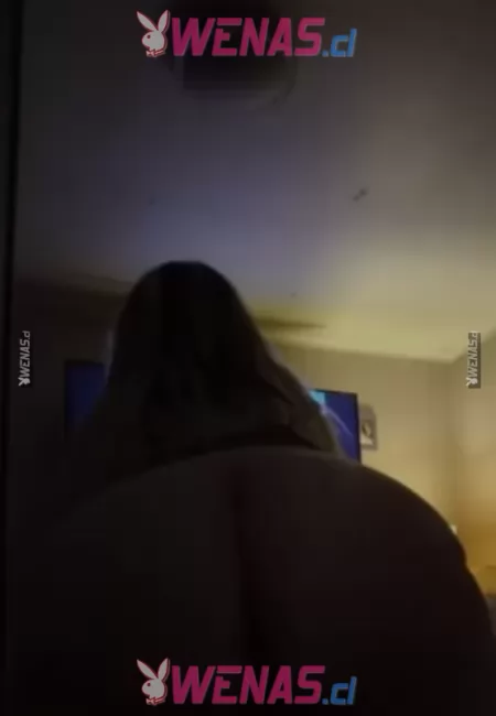 Chilena culona blanquita rubia curvy