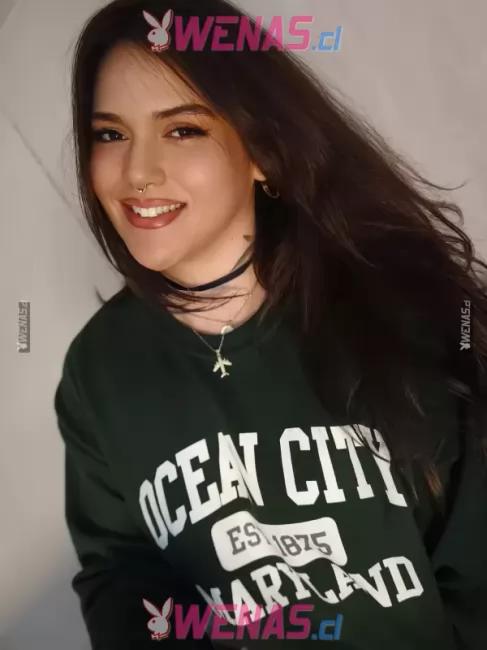 Mujer Curvy-Masaje sensitivo Erotico / contenido digital 