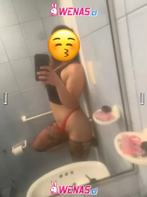 Andrea, Edudada, independiente, con lugar propio