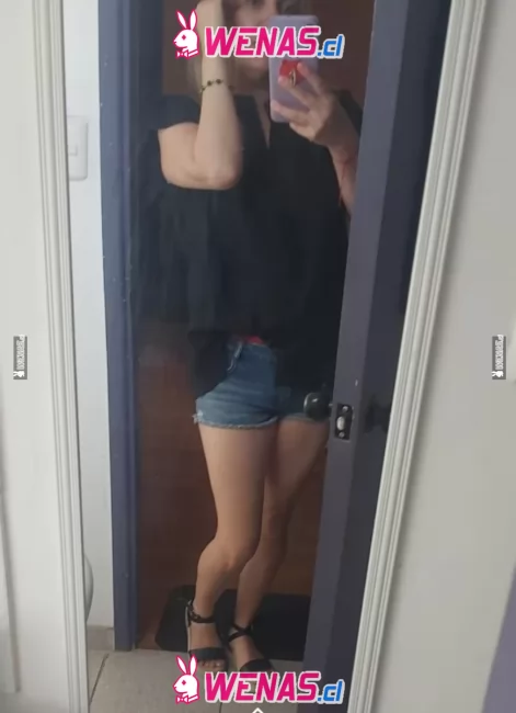 Muñeca cien por ciento virtual y venta de chats pa