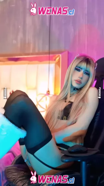 Rica putita trans experta chupando pico y mas