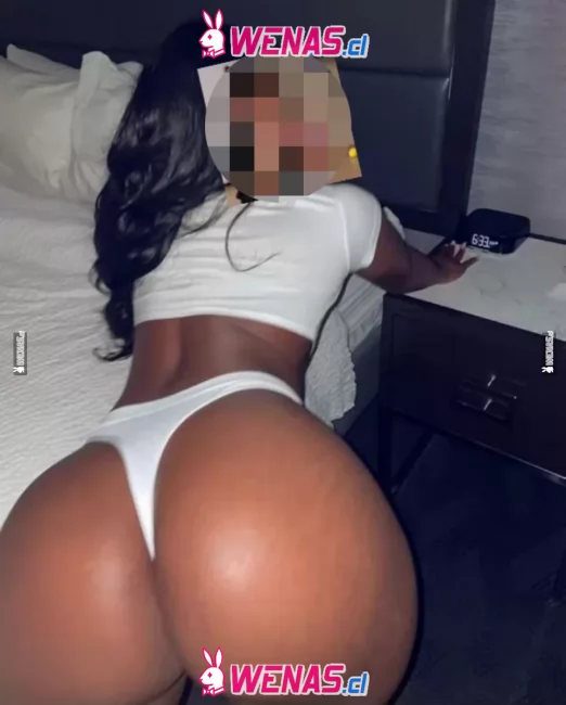 DANIELA, ADICTA AL SEXO, CON GANAS DE COMPLACERTE 